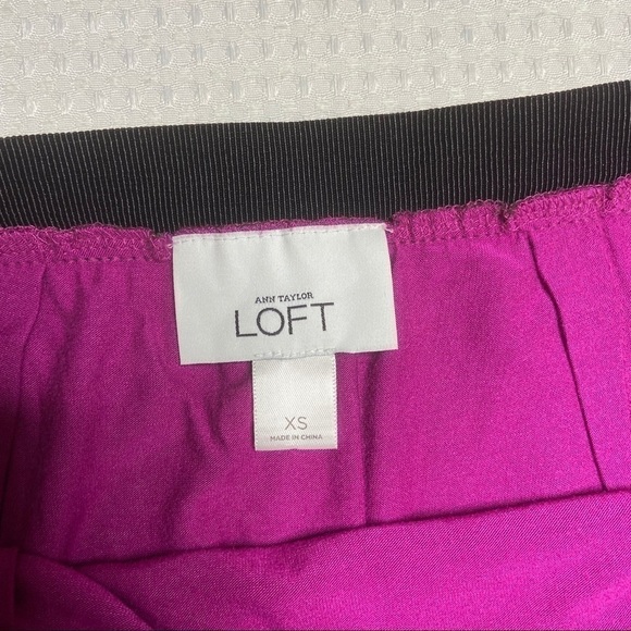 LOFT Magenta Floral Bubble Skirt - Picture 4 of 7